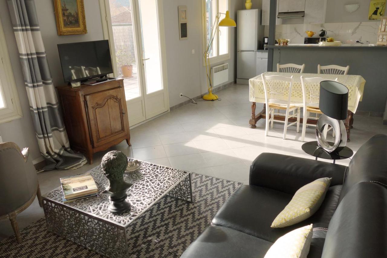 Bel Appartement Avec Grande Terrasse Sud Vaison-la-Romaine Bagian luar foto